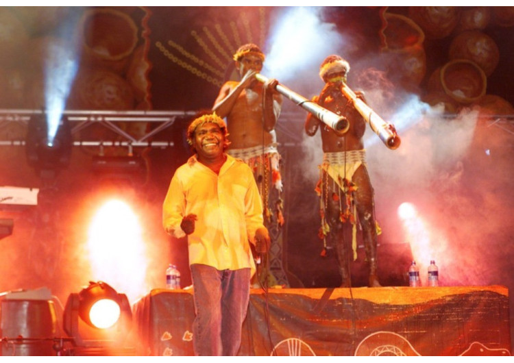 Découverte musicale... YOTHU YINDI